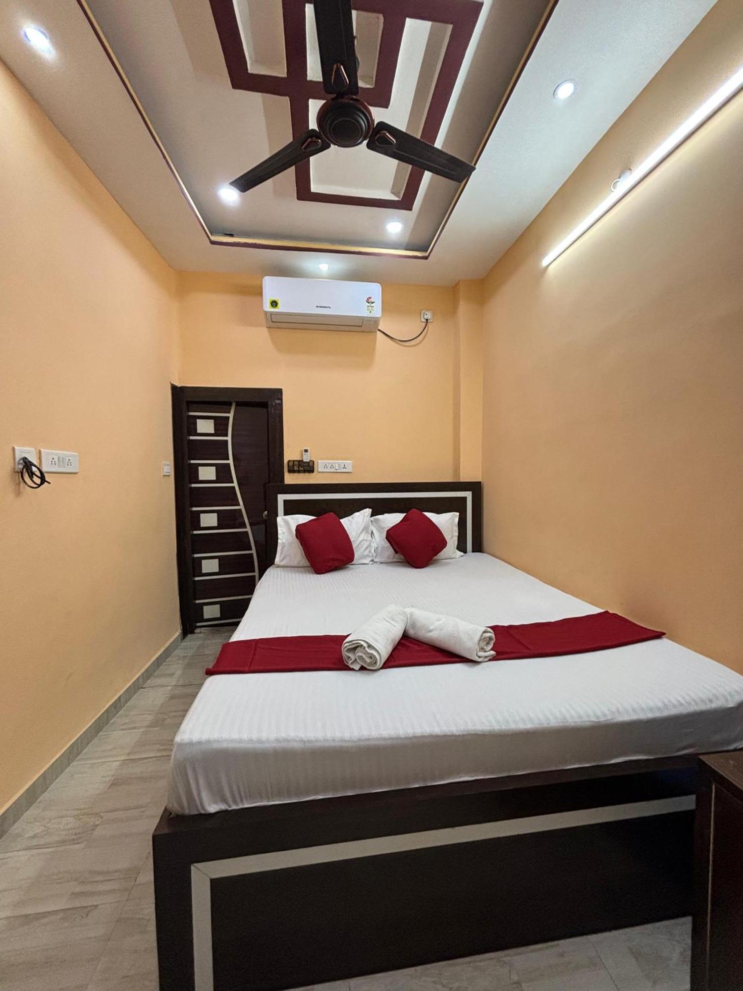 Hotel O Marquis Guest House โกลกาตา ภายนอก รูปภาพ