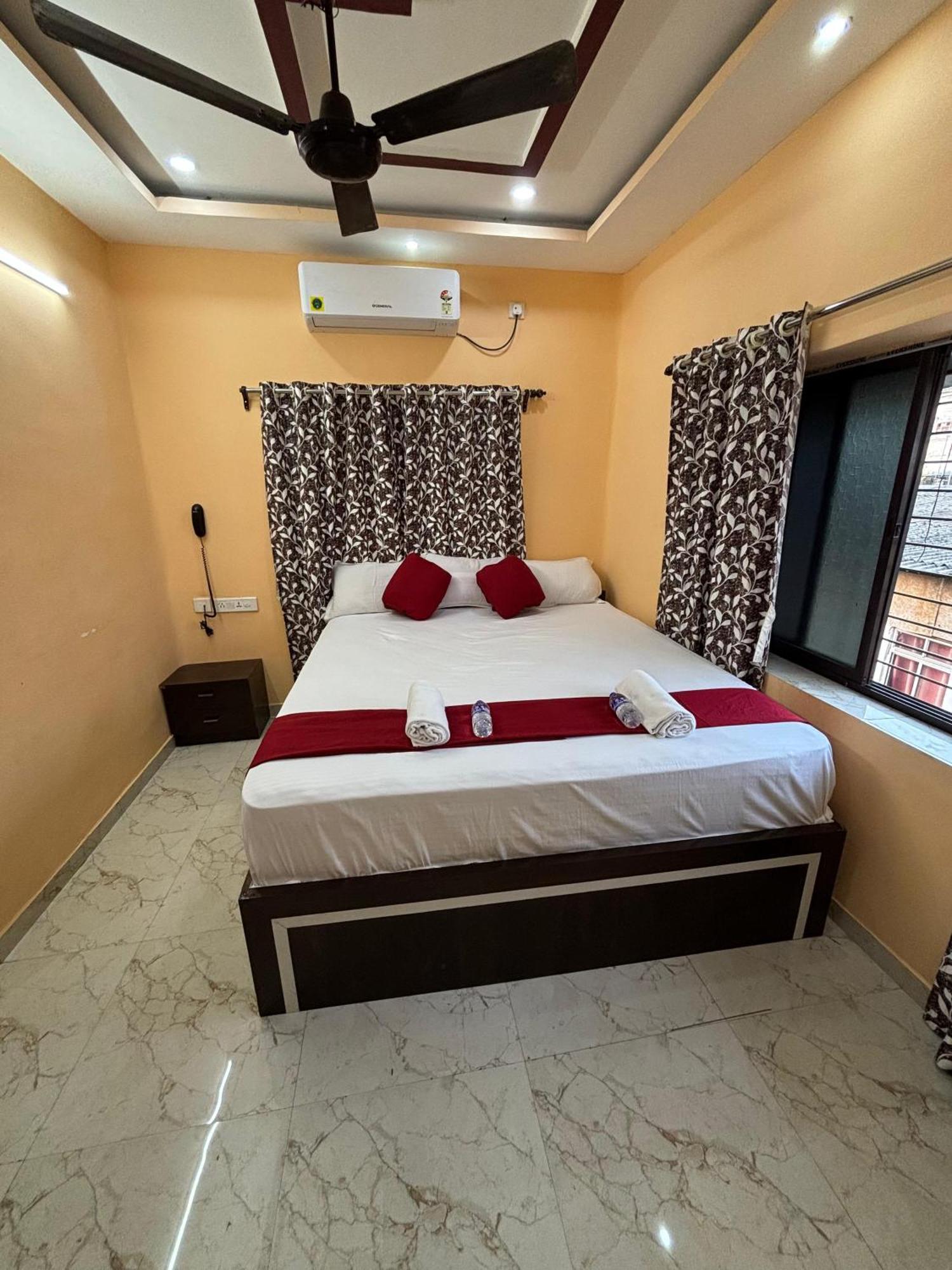 Hotel O Marquis Guest House โกลกาตา ภายนอก รูปภาพ